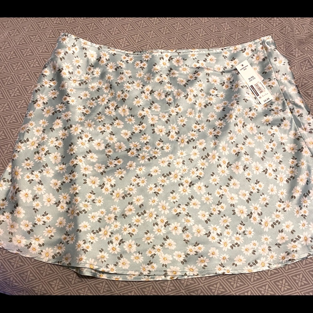 No Boundaries Mini Skirt Sz 15/17 Juniors New